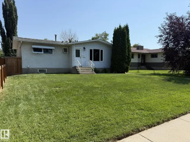 10837 155 ST NW, Edmonton, Alberta T5P2M9