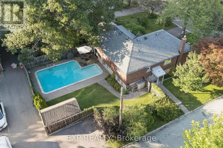 44 THIRTY FIFTH STREET, Toronto (Long Branch), Ontario M8W3K2