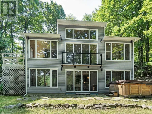1091 MCARTHUR POINT ROAD, Lake of Bays (Ridout), Ontario P0B1A0
