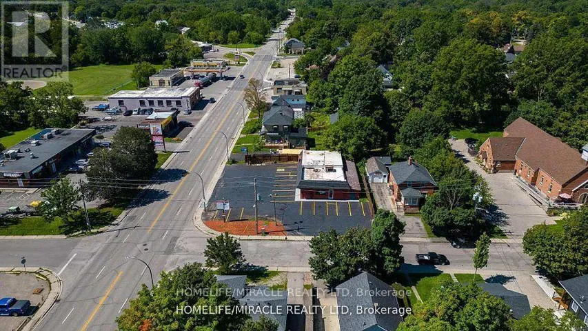 235 DUNDAS STREET, Woodstock (Woodstock - North), Ontario N4S1A8