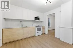 1 - 176 DARLING STREET, Brantford, Ontario N3S3W6