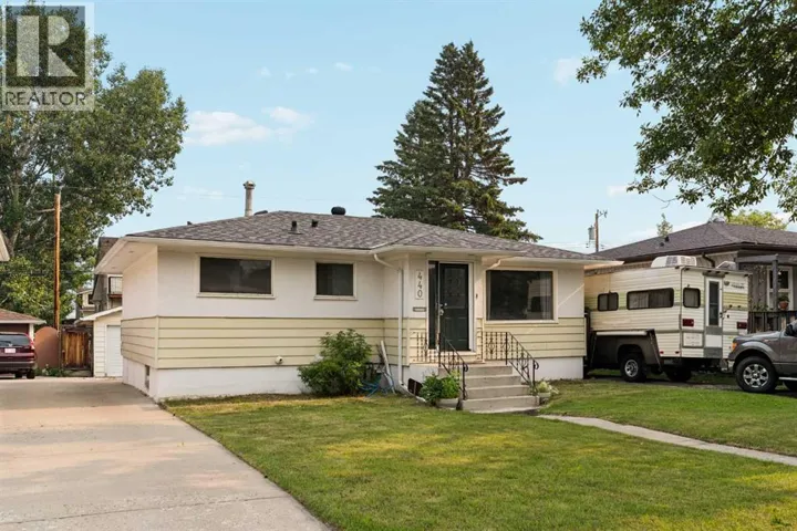 440 36 Avenue NW, Calgary, Alberta T2K0C3