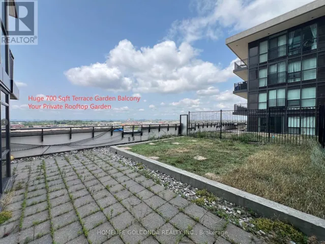 902 - 830 LAWRENCE AVENUE W, Toronto (Yorkdale-Glen Park), Ontario M6A0B6