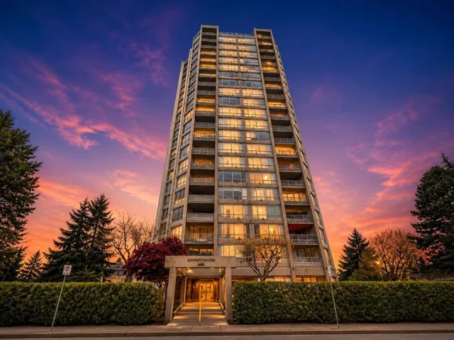 1701 14881 103A AVENUE, Surrey, British Columbia V3R0M5