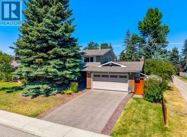 120 Lake Placid Road SE, Calgary, Alberta T2J4C5
