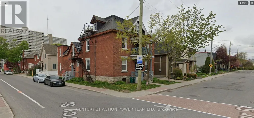 1 - 703 COOPER STREET, Ottawa, Ontario K1R5J3