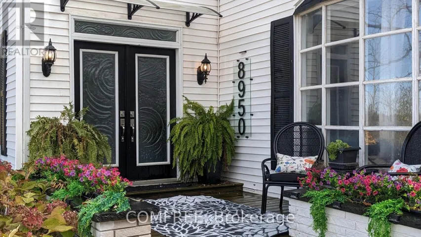 8950 BROWN ROAD, Niagara Falls (Brown), Ontario L2E6V5