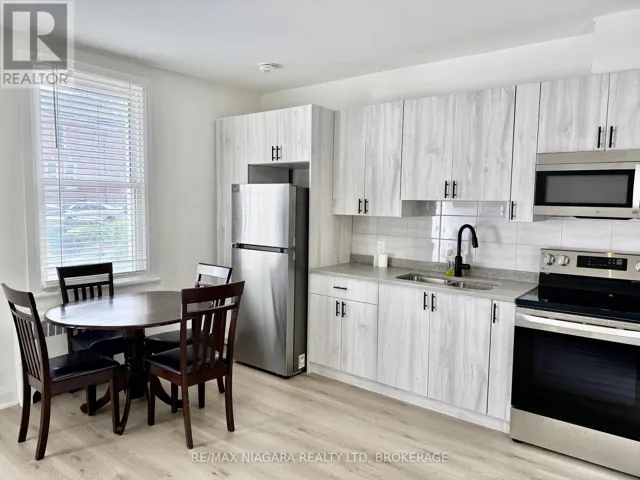 UNIT 2 - 4711 RIVER ROAD, Niagara Falls (Downtown), Ontario L2E3G2