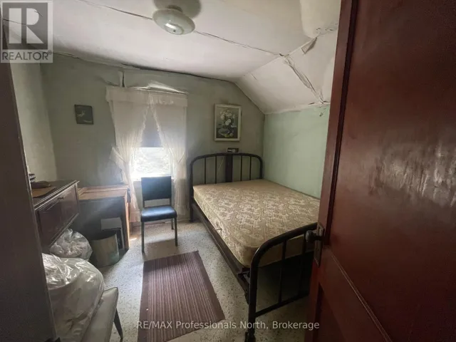 780