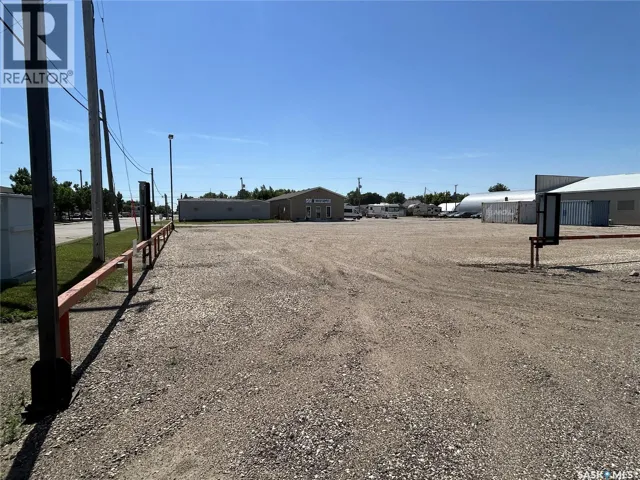 901 5th STREET, Estevan, Saskatchewan S4A0Y8