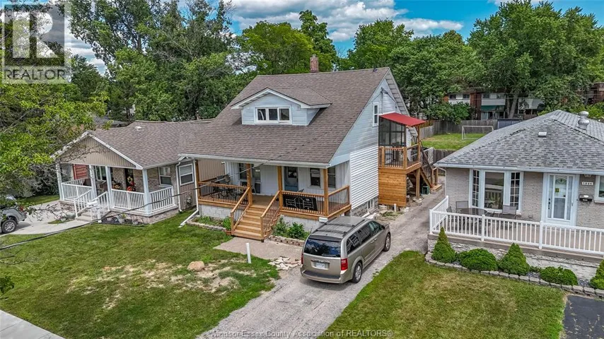 1840 BALFOUR BOULEVARD, Windsor, Ontario N8T2S3