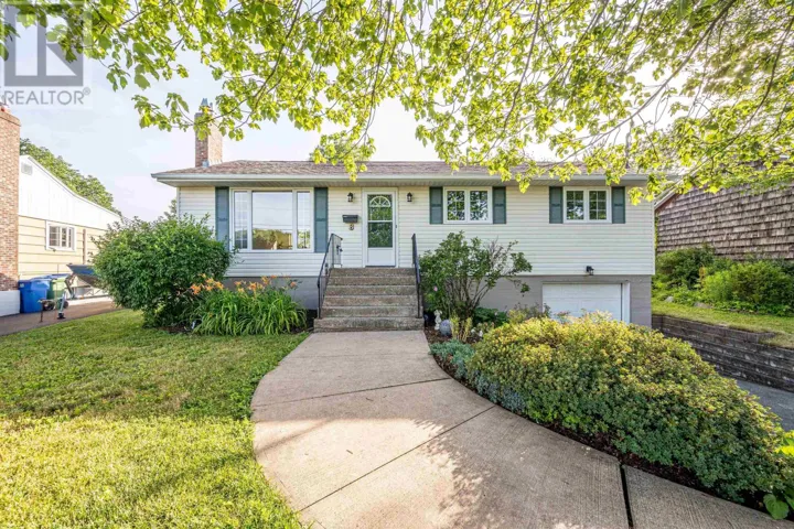 8 Windward Avenue, Dartmouth, Nova Scotia B2W2H1