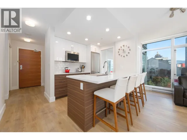 501 161 W GEORGIA STREET, Vancouver, British Columbia V6B0K9