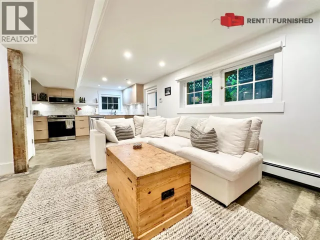 2036 W 15TH AVENUE, Vancouver, British Columbia V6J2L5