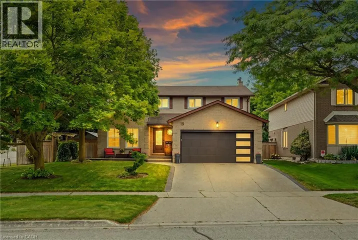 19 ALONA Avenue, Cambridge, Ontario N3C3Y5