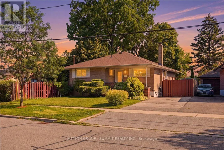 73 THORNBECK DRIVE, Toronto (Woburn), Ontario M1G2J7