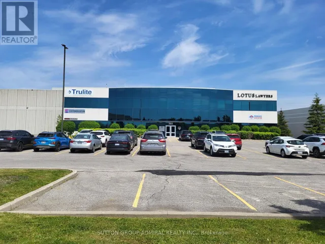 102 - 385 CONNIE CRESCENT, Vaughan (Concord), Ontario L4K5R2