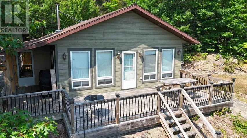 978 Dunlop Lake WAO, Elliot Lake, Ontario P5A2S9