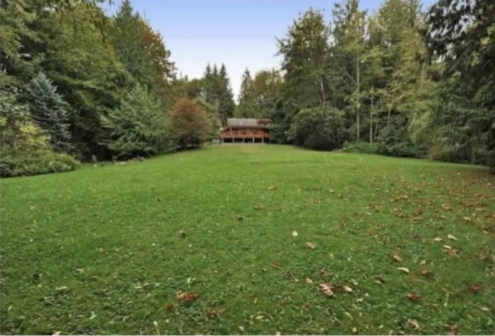 31690 GROVE AVENUE, Mission, British Columbia V4S1E6