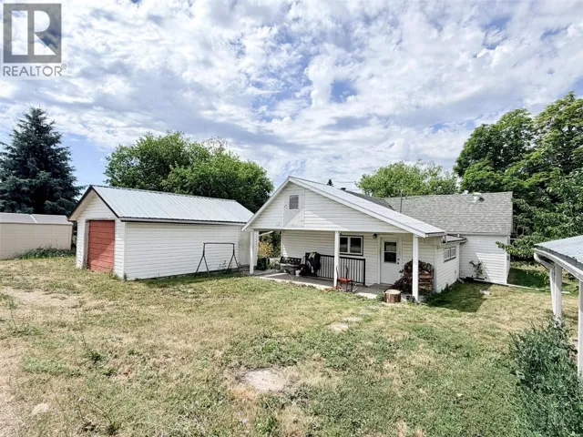 112 7th Avenue N, Creston, British Columbia V0B1G3