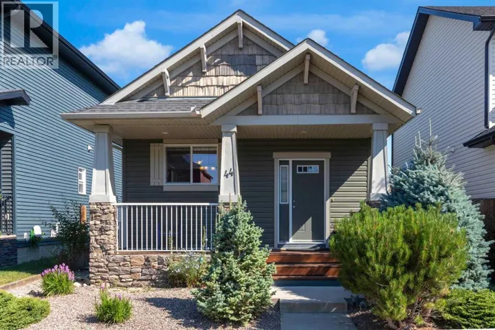 44 Ravenslea Crescent SE, Airdrie, Alberta T4A0H3