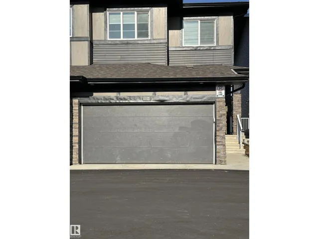 #2 2710 66 ST SW, Edmonton, Alberta T6X3H4