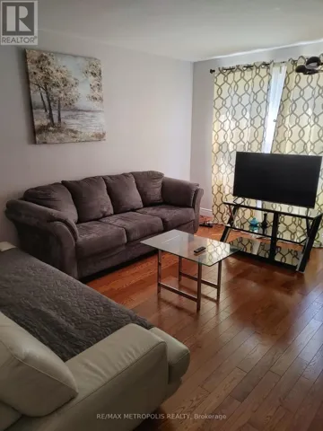 1098 CEDAR STREET, Oshawa (Lakeview), Ontario L1J3R9