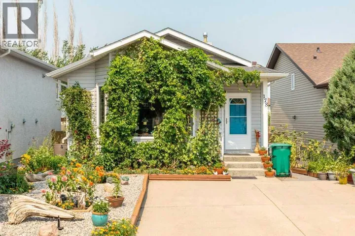 178 Peigan Court W, Lethbridge, Alberta T1K7N2