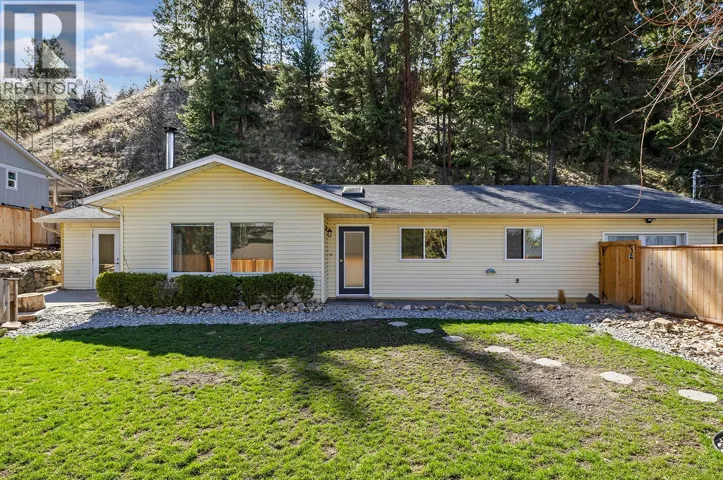 4700 Gordon Drive, Kelowna, British Columbia V1W4P4
