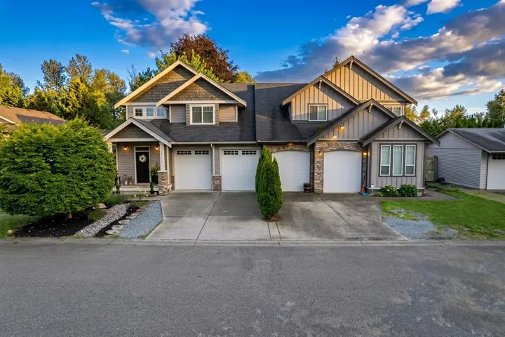 33592 2ND AVENUE, Mission, British Columbia V2V6G5