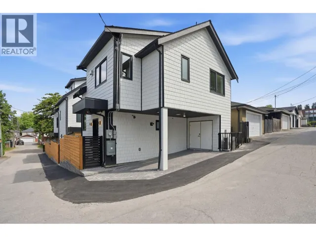 2436 E 20TH AVENUE, Vancouver, British Columbia V5M2T6