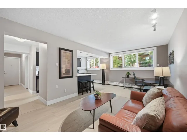 #1 10015 83 AV NW NW, Edmonton, Alberta T6E2C3