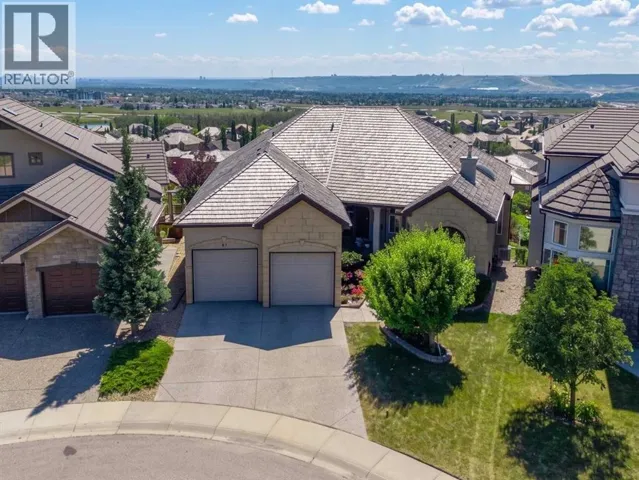 87 Royal Ridge Terrace NW, Calgary, Alberta T3G5Z1