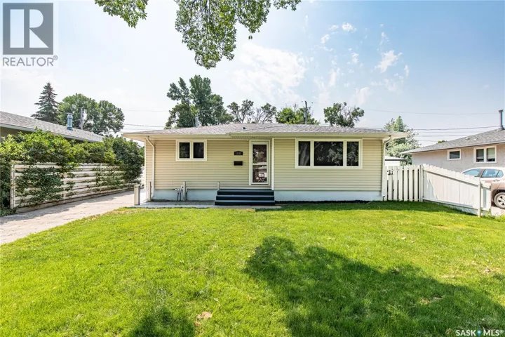 1131 Currie CRESCENT, Moose Jaw, Saskatchewan S6H5M7