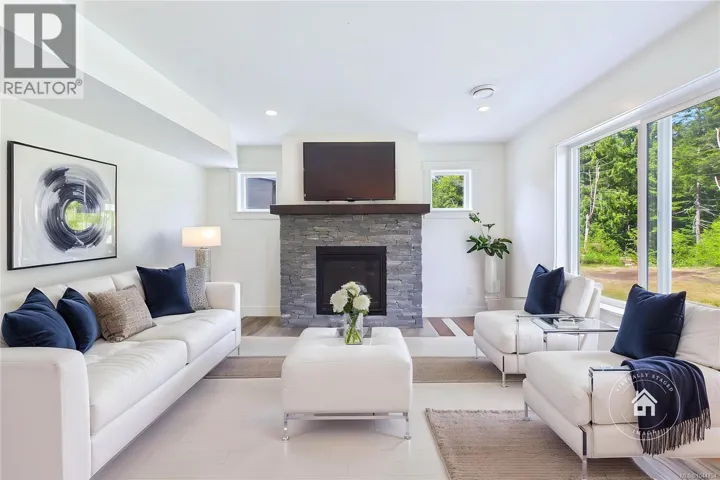3030 Gregson Rd, Nanaimo, British Columbia V9R6W8