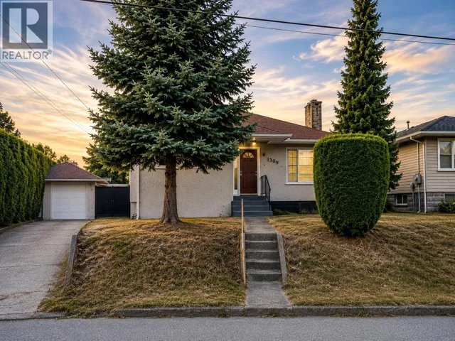 1309 EDINBURGH STREET, New Westminster, British Columbia V3M2W1