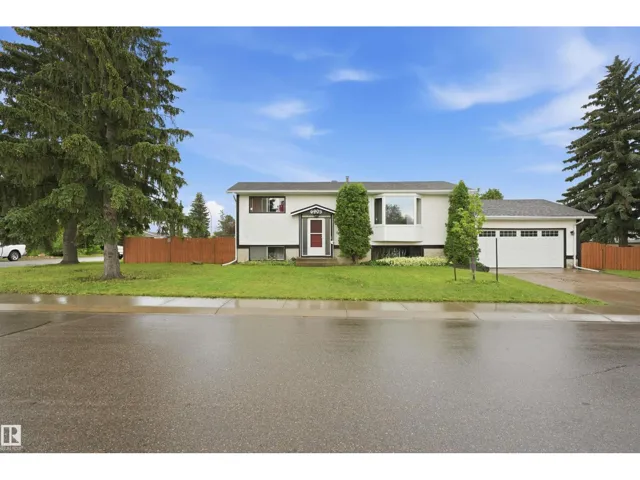 6903 151 AV NW, Edmonton, Alberta T5C2Y6