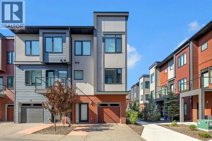 213 Greenbriar Common NW, Calgary, Alberta T3B6J3