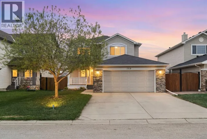 249 Springmere Way, Chestermere, Alberta T1X1P2