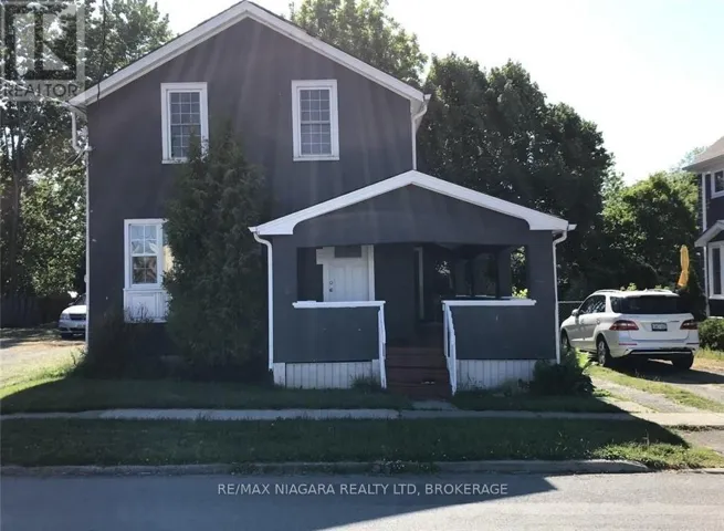MAIN FLOOR - 3 GREENLAW PLACE, St. Catharines (Downtown), Ontario L2R4S5