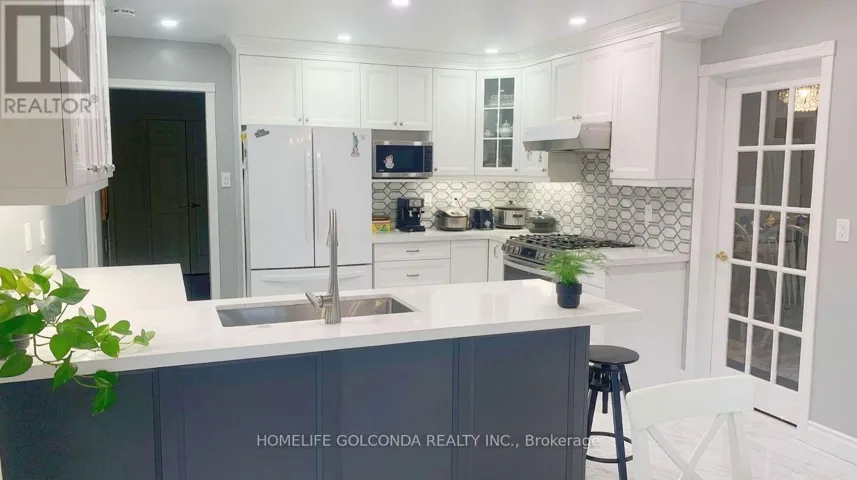 UPPER - 55 LEIGHLAND DRIVE, Markham (Unionville), Ontario L3R7R8