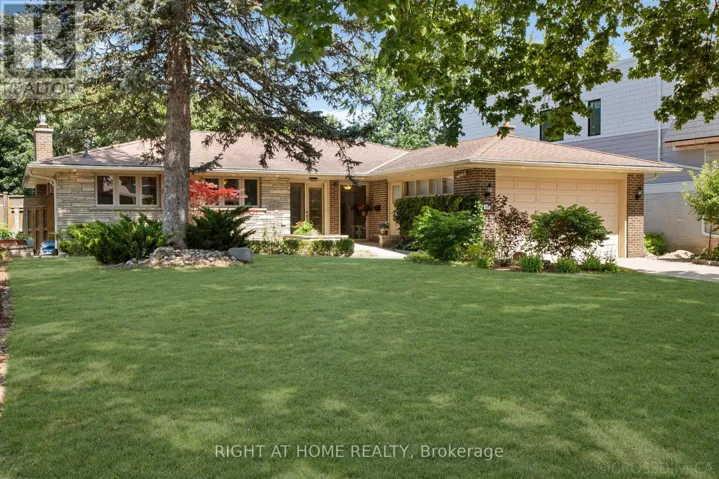 39 GROVETREE ROAD, Toronto (Thistletown-Beaumonde Heights), Ontario M9V2Y4