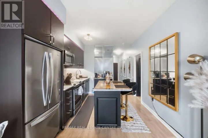 8 NAHANI WAY 304 WAY, Mississauga (Hurontario), Ontario L4Z4J8