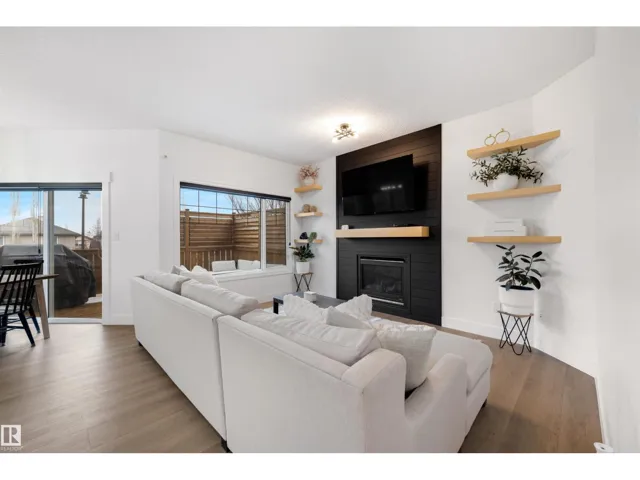 1322 MALONE PL NW, Edmonton, Alberta T6R0G6