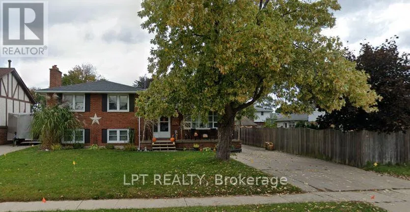 1210 WILTSHIRE DRIVE, Sarnia, Ontario N7S3T6