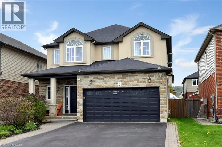74 LAMPMAN Drive, Grimsby, Ontario L3M0E7