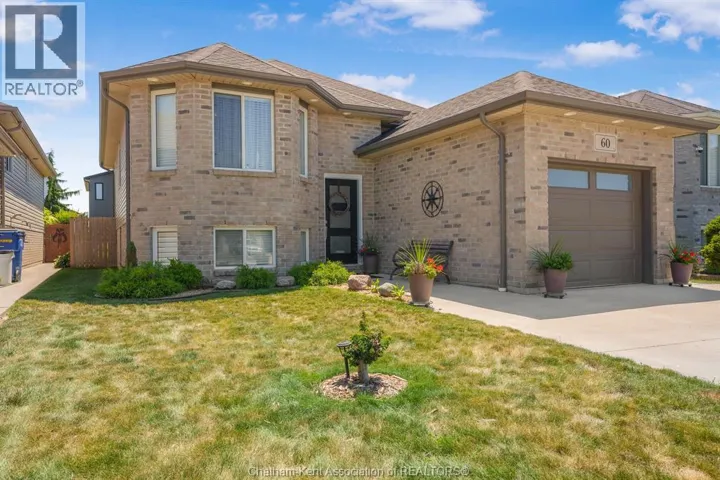 60 Manning DRIVE, Chatham, Ontario N7M6G3