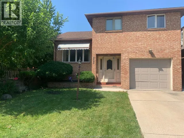 2383 PARKWOOD, Windsor, Ontario N8W2K3