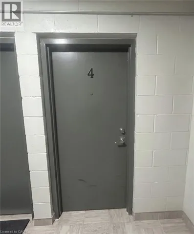 303 N KING Street N Unit# 4, Waterloo, Ontario N2J2Z1