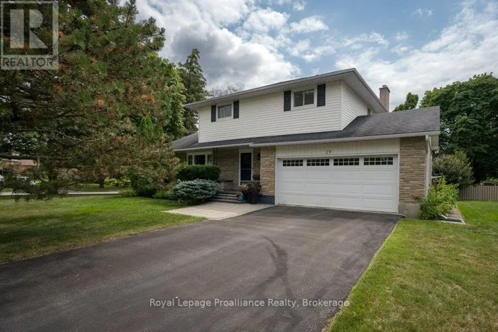 29 HOPE CRESCENT, Belleville (Belleville Ward), Ontario K8P4S3